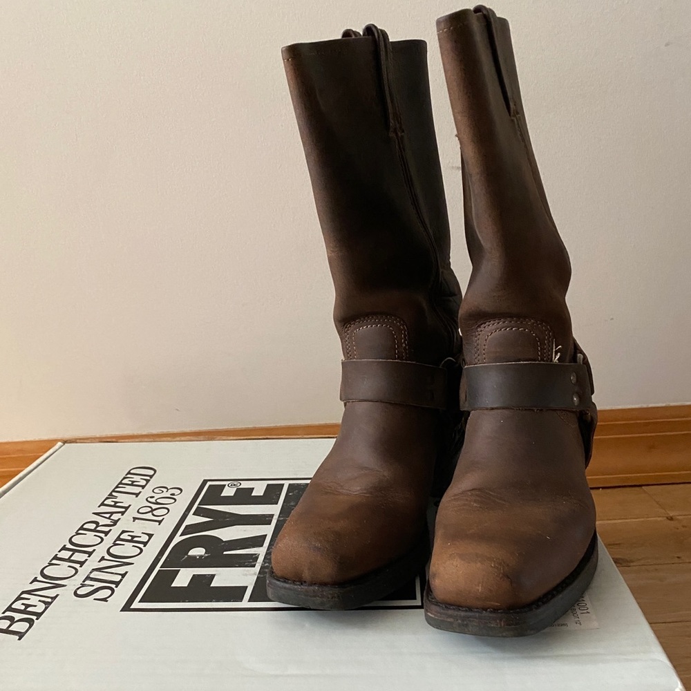 Frye Harness 12R women’s boots